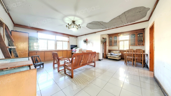 东风本田宿舍二手房实景图