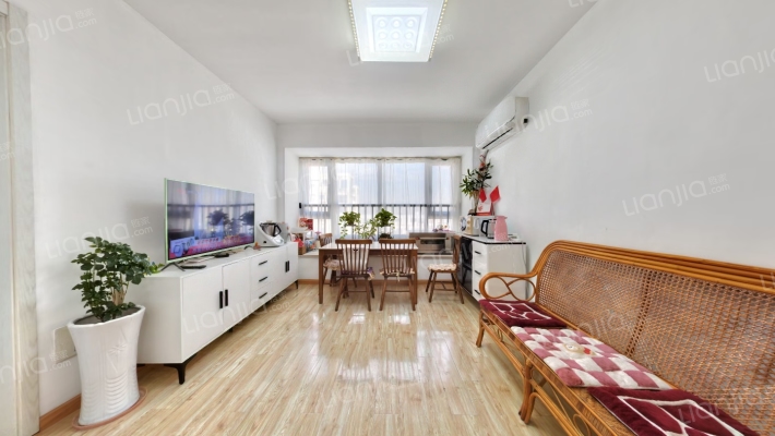 新南环新村一组团二手房实景图