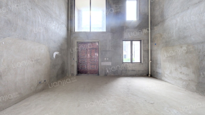 顺华路易城堡二手房实景图