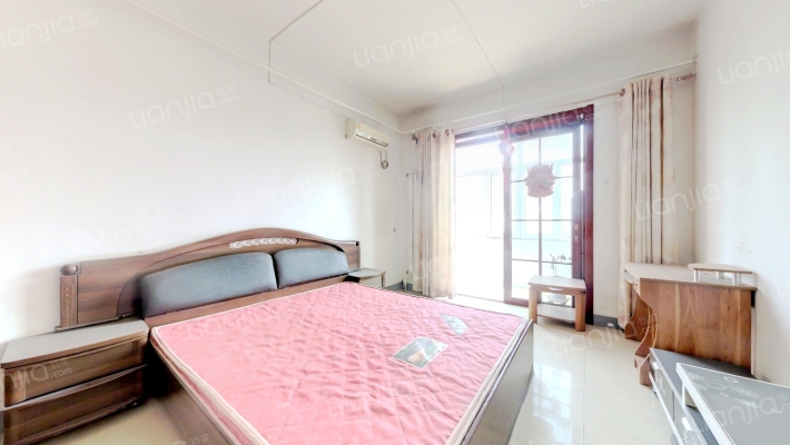 安装公司宿舍二手房实景图