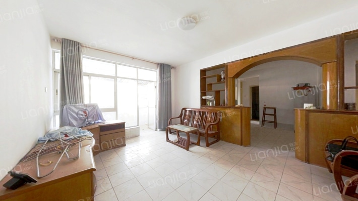 銀逹花園二手房实景图