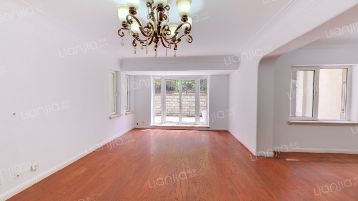 第五郡四号地二手房实景图