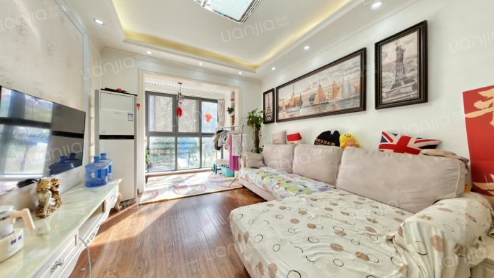 蓝光圣菲悦城一期二手房实景图