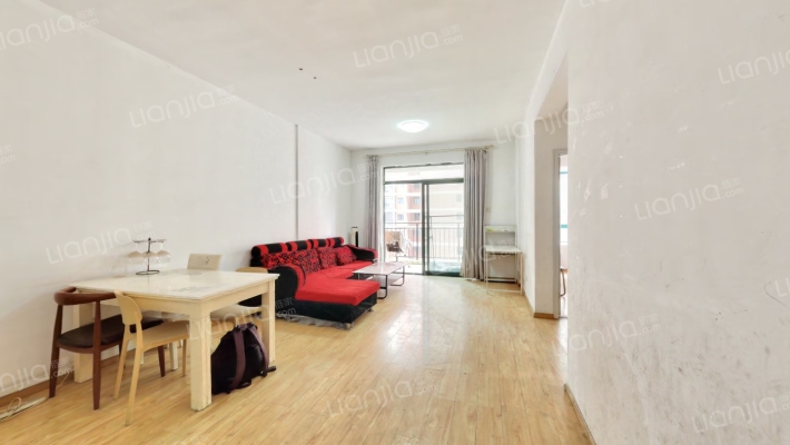 武铁佳苑东区二手房实景图