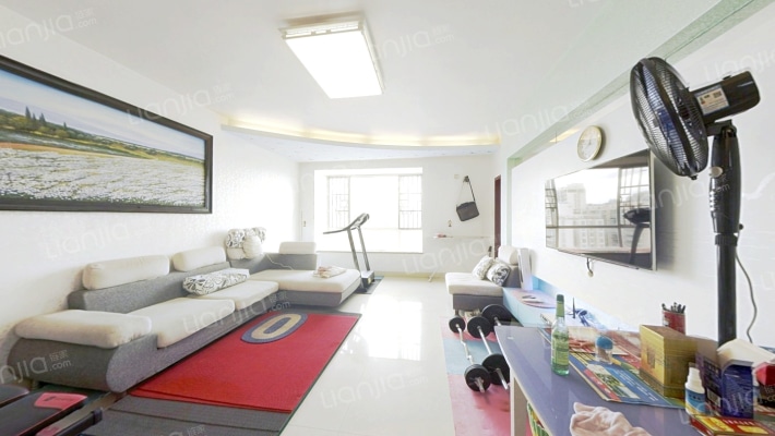 康泰新苑二手房实景图