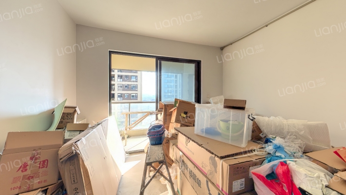 云都丽园一区二手房实景图