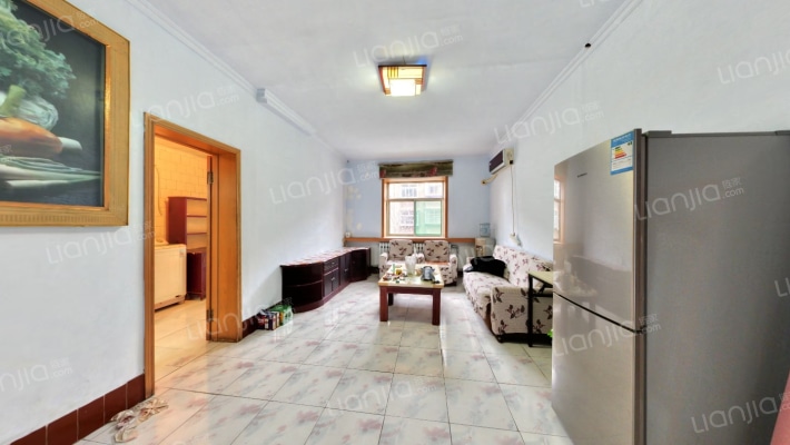 金晶大道西四巷2号院二手房实景图