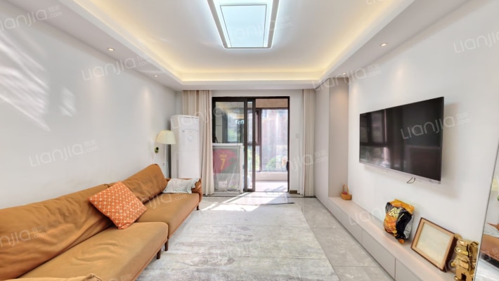 龙湖春江郦城二手房实景图