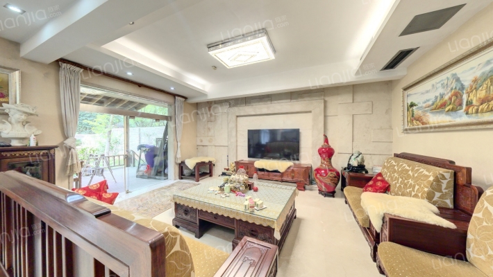 维也纳森林别墅二手房实景图