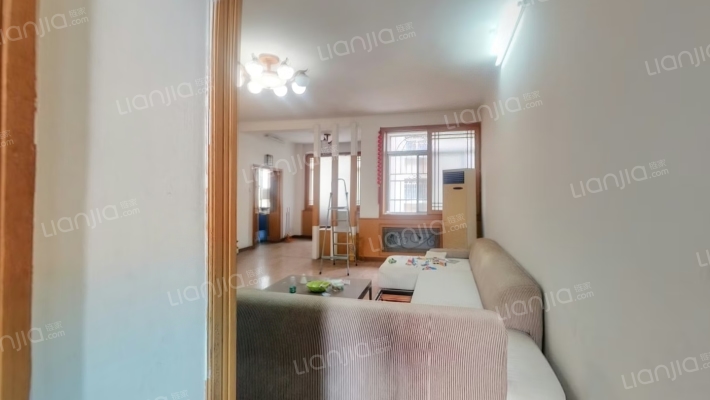 东茅岭一医院家属院二手房实景图