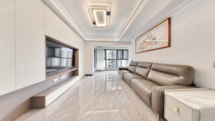 铂钻花园二手房实景图