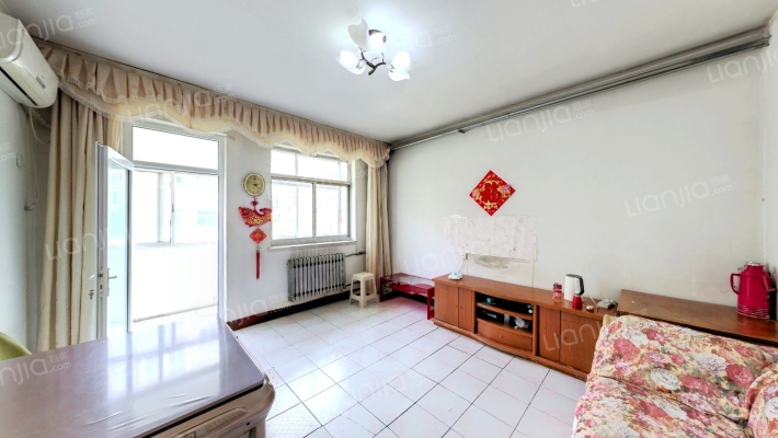 山大路137号二手房实景图