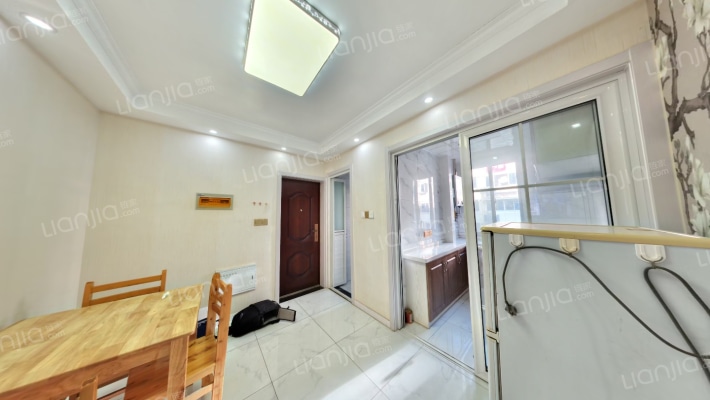 江滨新村三期二手房实景图