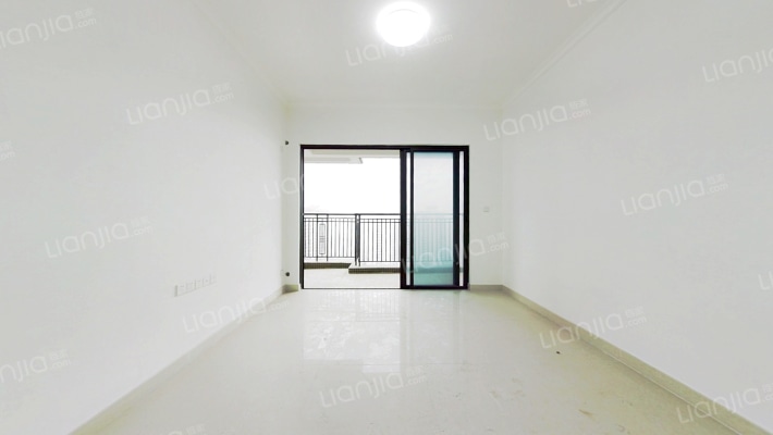 西福蓝湾二手房实景图