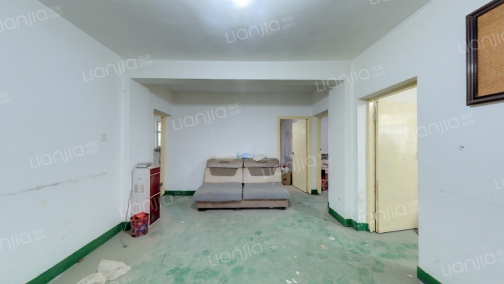 晶源小区二手房实景图