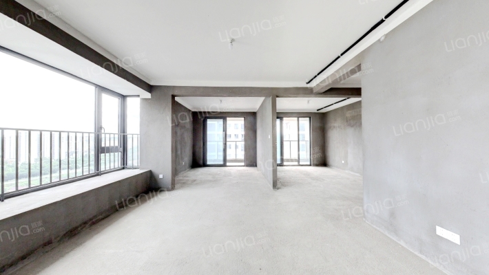 瑞吉府二手房实景图