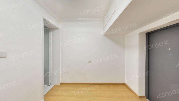 投资公司宿舍二手房实景图