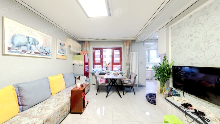 国民街二手房实景图