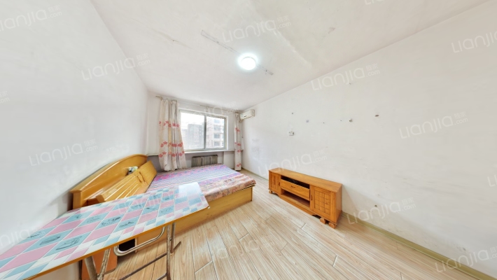 长江北街二手房实景图