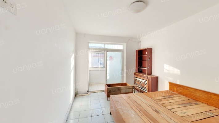 铁路宿舍二手房实景图