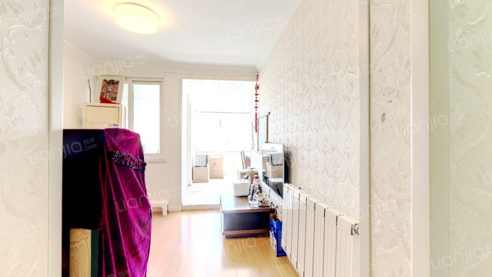 德新街二手房实景图