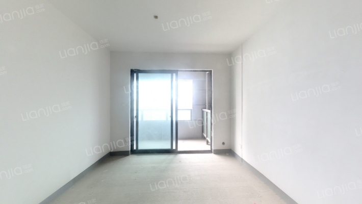 西泰佳苑二手房实景图