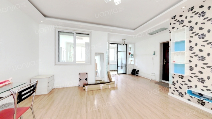 恒信沁園春二手房实景图