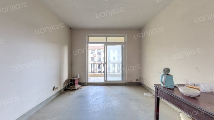 绿地长兴新苑南苑二手房实景图