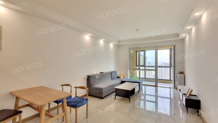 泰鸿听澜湾二手房实景图