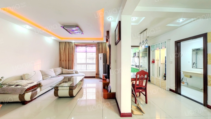 荣生豪景花苑二手房实景图