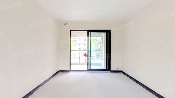 龙湖千山新屿铂曜二手房实景图