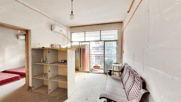 龙脊路78号二手房实景图