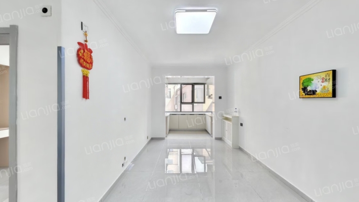 龙新雅居二手房实景图