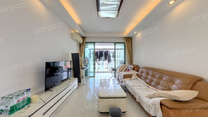 朗晴假日四期二手房实景图