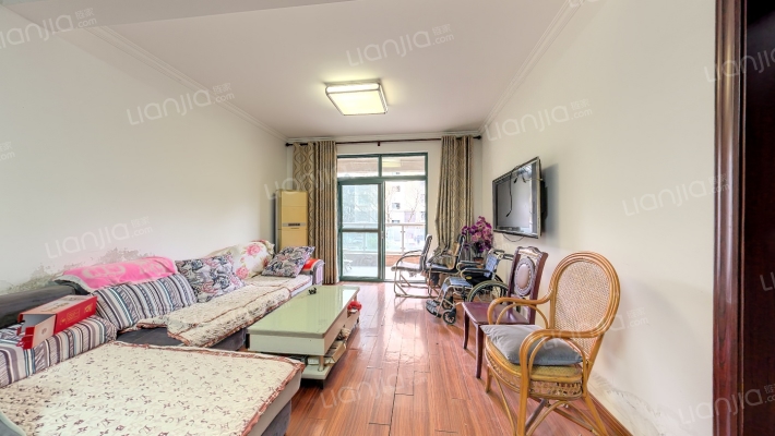 东郊花苑二手房实景图