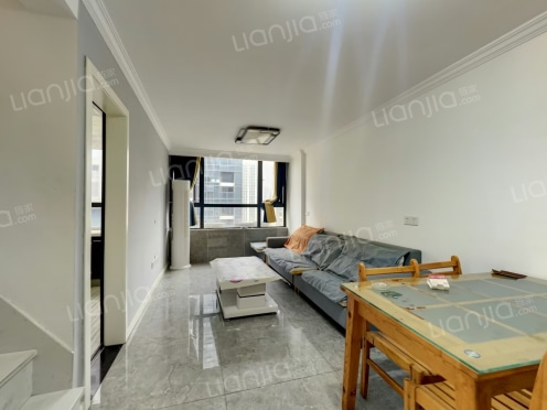 整租·中粮鸿云 3室1厅 东南/南