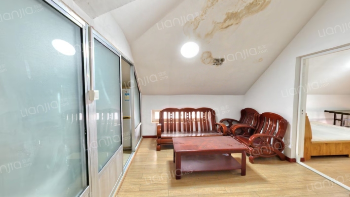 学士府二手房实景图