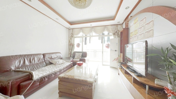 宝翠庭二期二手房实景图