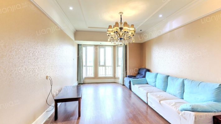 贝肯山莫缇园二手房实景图