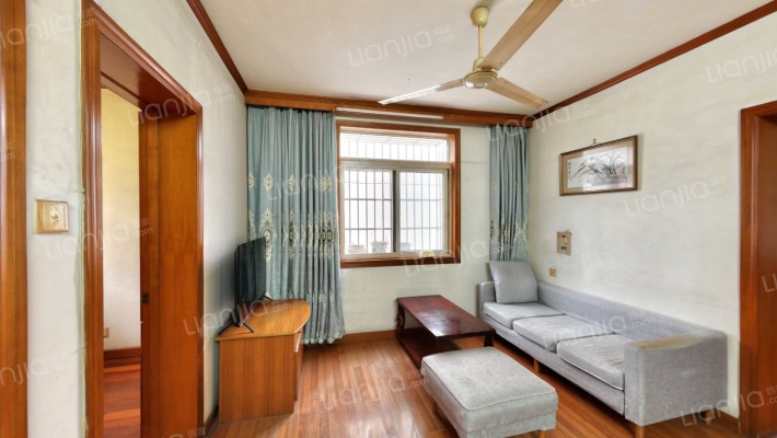 师苑新村二手房实景图