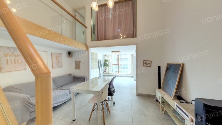 四季广场二手房实景图