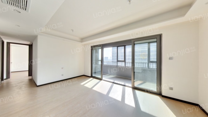 泊印澜庭二手房实景图