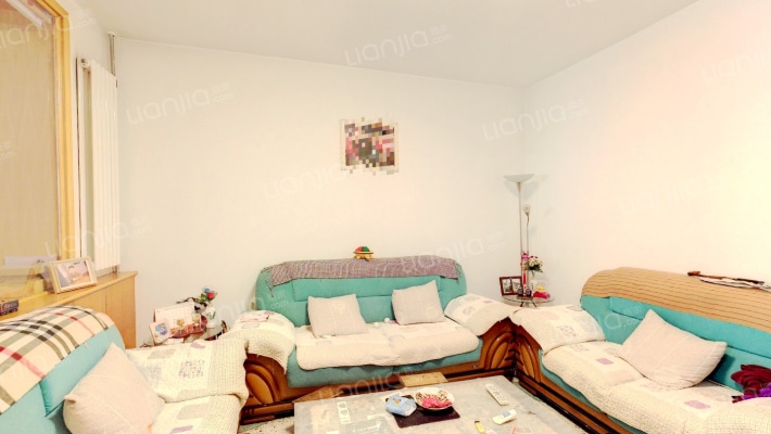 东方红小区二手房实景图