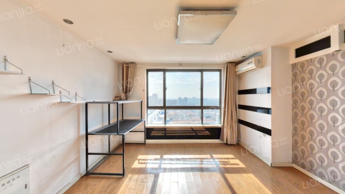 丽晶广场二手房实景图