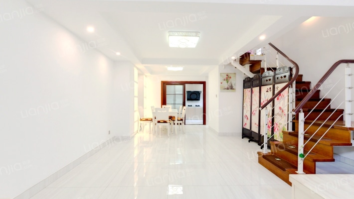 阅塘艺墅二手房实景图