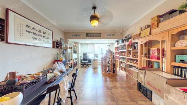 华东万和城二手房实景图