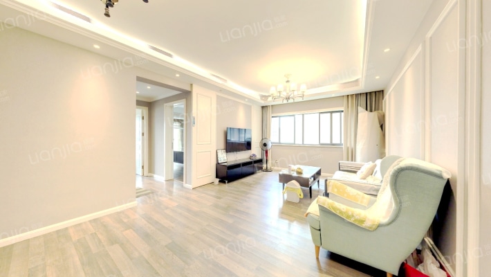 天朗御湖二手房实景图