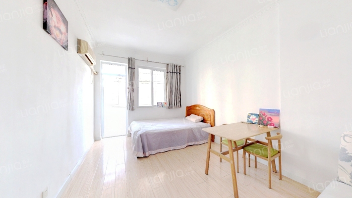 海岸路二手房实景图