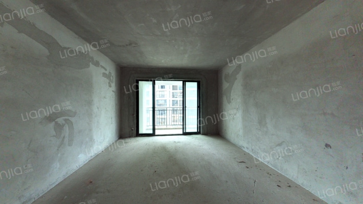 贵大南苑二手房实景图