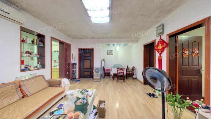 荷西嘉园二手房实景图